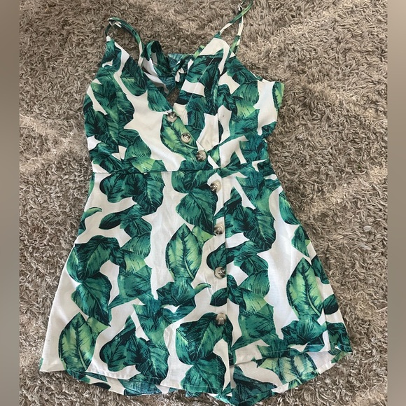 Romper - Picture 1 of 3